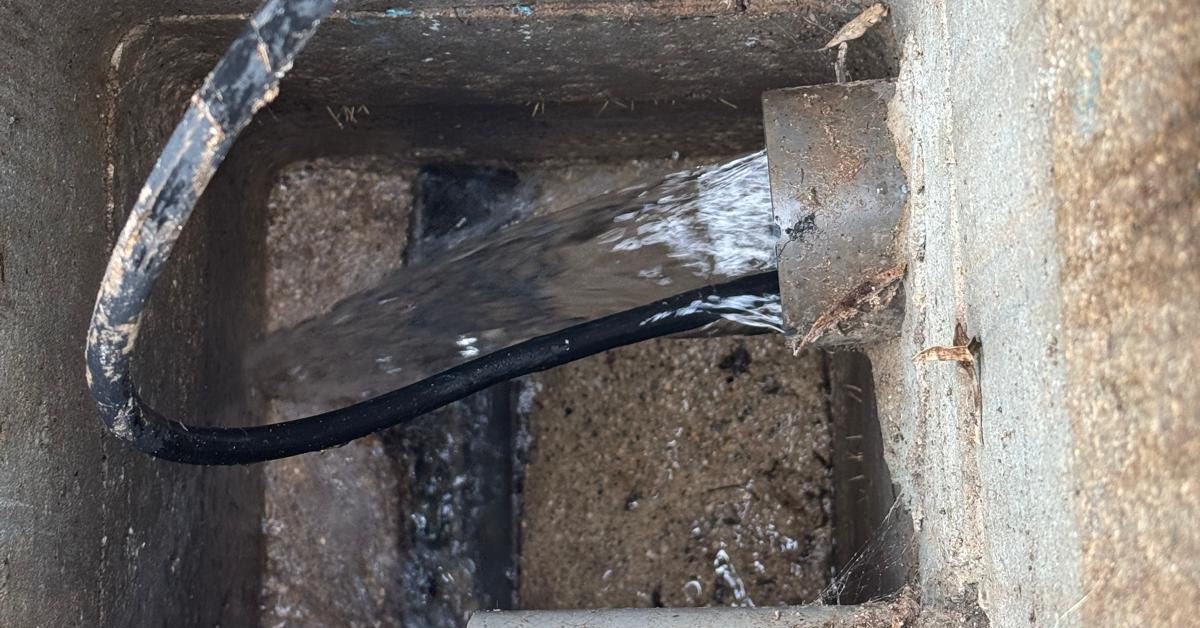 Curage d’un regard de canalisation
